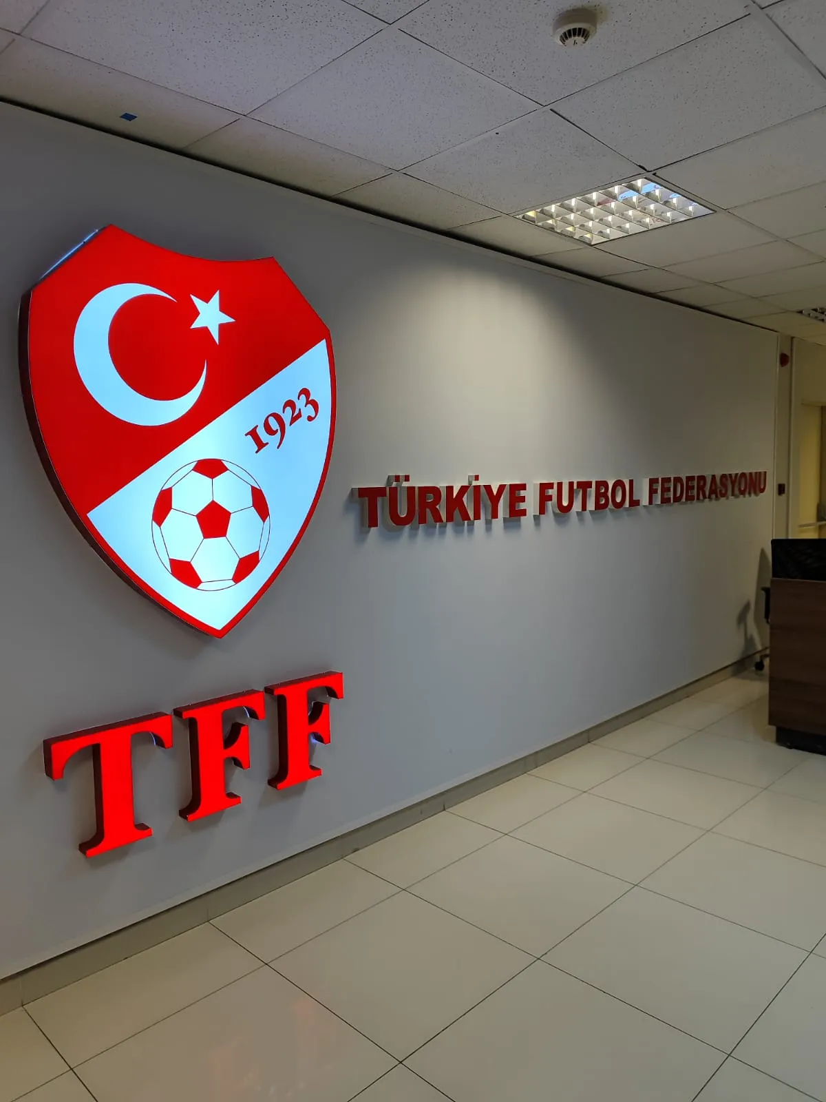 Işıklı Kutu Harf Tabela