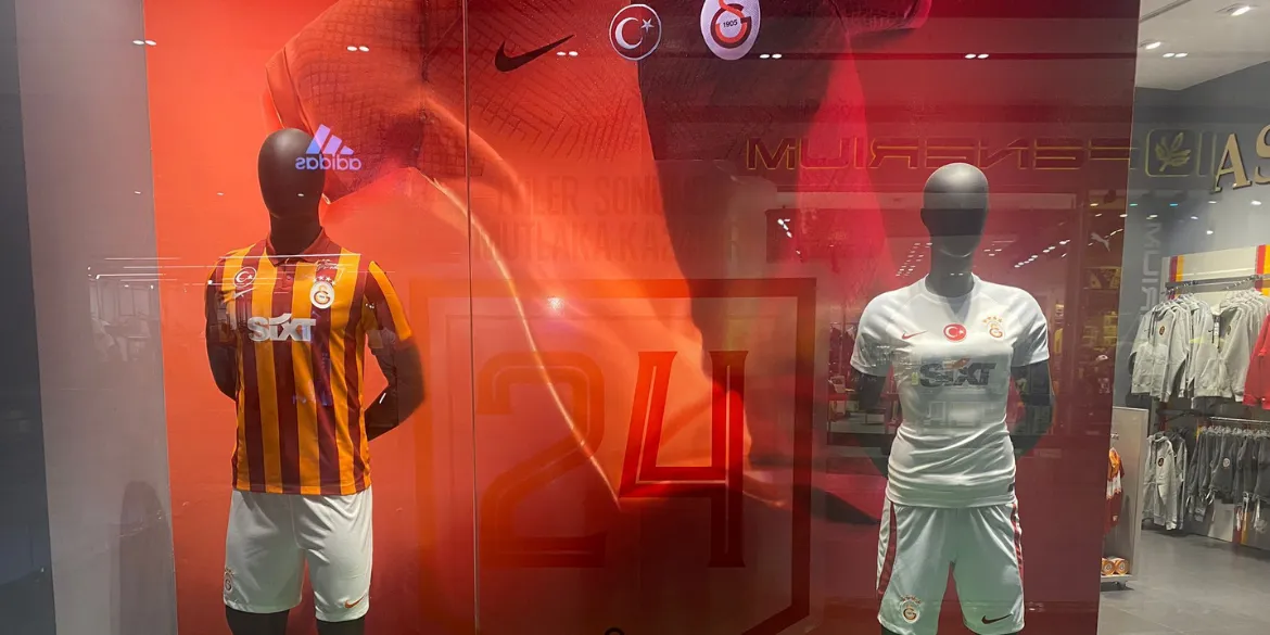 GS Store Vitrin Giydirme Örneği